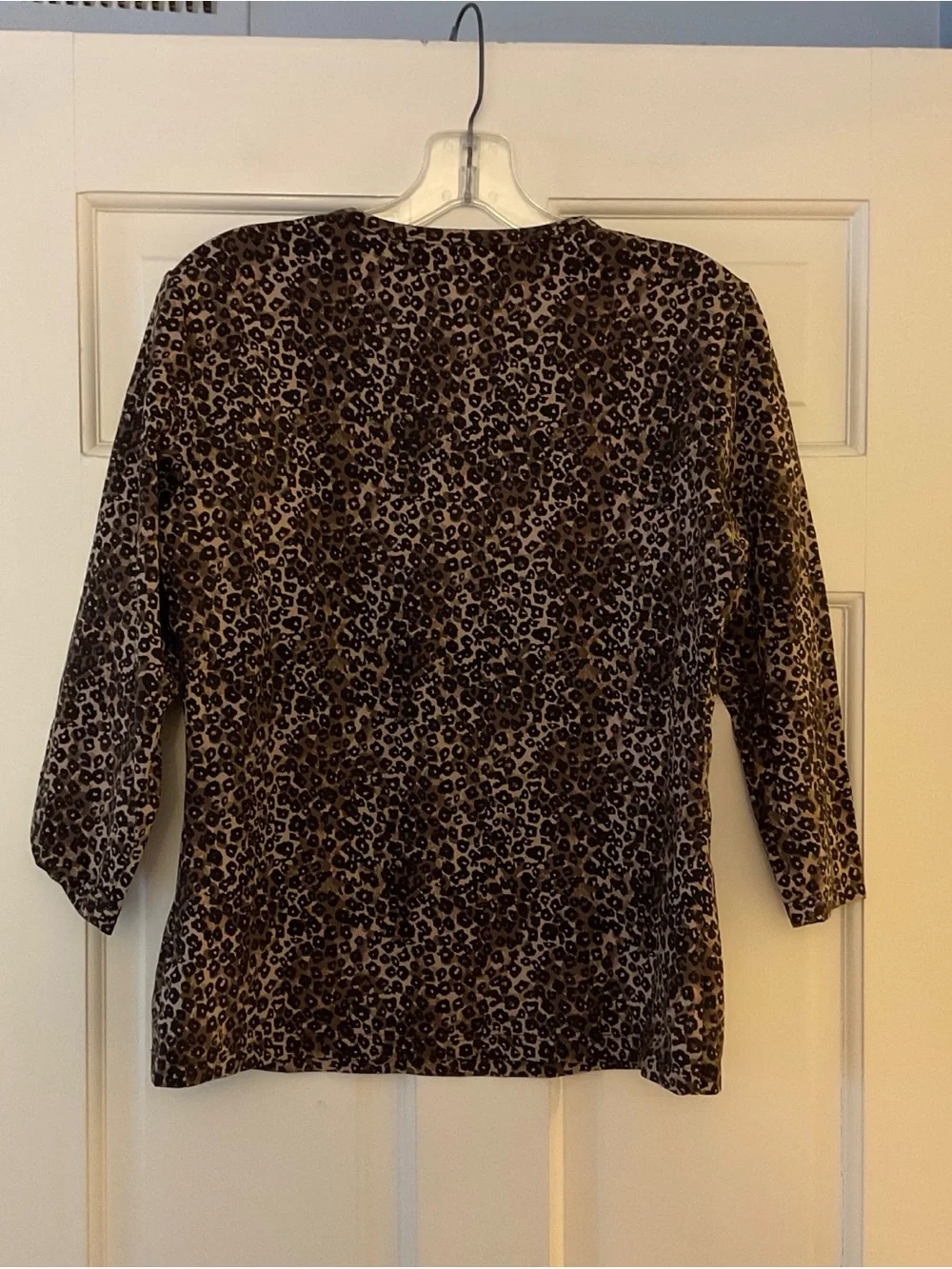 J. McLaughlin Catalina Cloth Top Cheetah Animal Print 3/4 Sleeve Size M Stretch